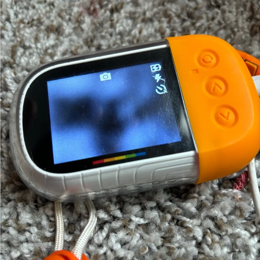 Polaroid underwater camera